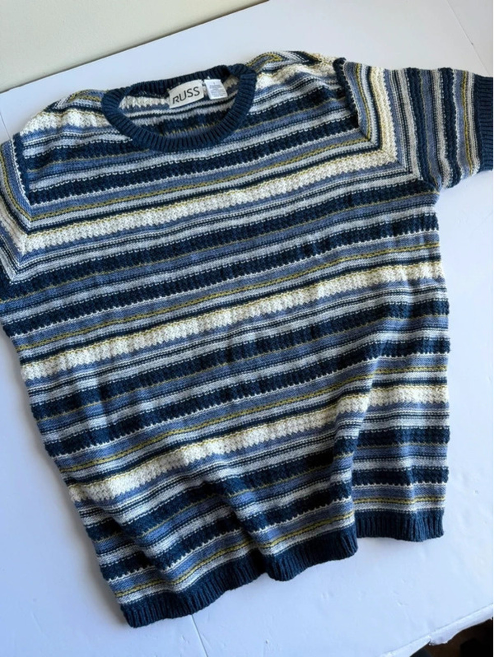 Vintage Russ Women's Size Large Blue Striped Short Sleeve Knit Sweater